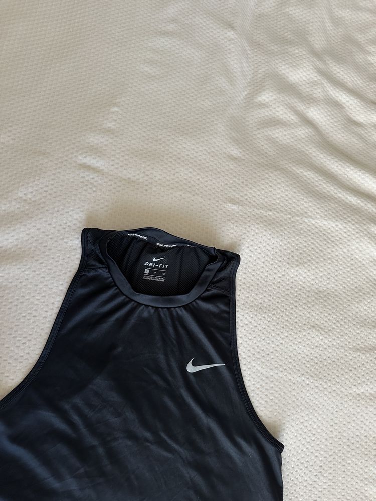 Дамски спортен потник Nike