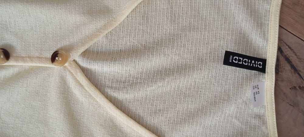 Bluza dama scurtă H&M