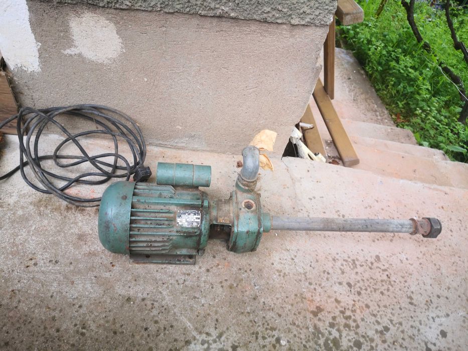 Водна помпа/използвана в топ състояние!