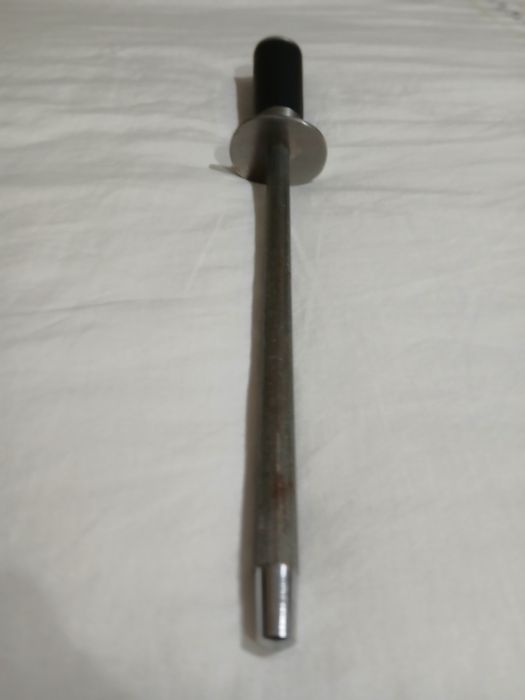 Продавам  масат!