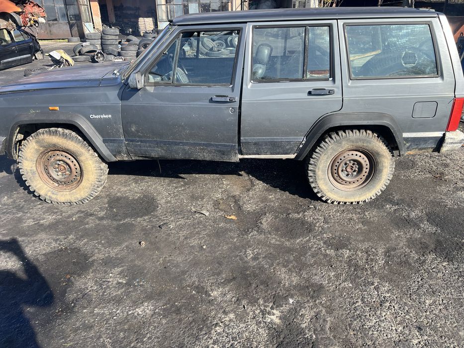 Jeep Cherokee/ Чероки (1989г. 2.5д) на части