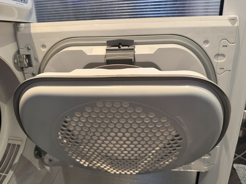 Сушилня Electrolux 7 кг кондензна с термопомпа