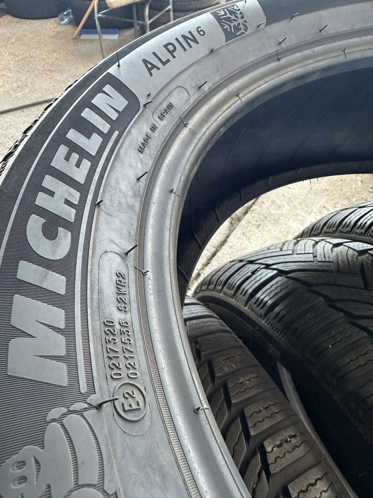 215/55/17 Michelin dot21 4бр