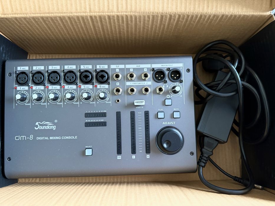 Consola mixer DM 8 Soundking