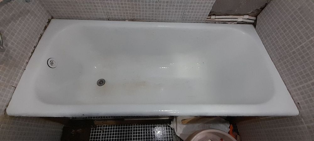 Продается чугунная ванная