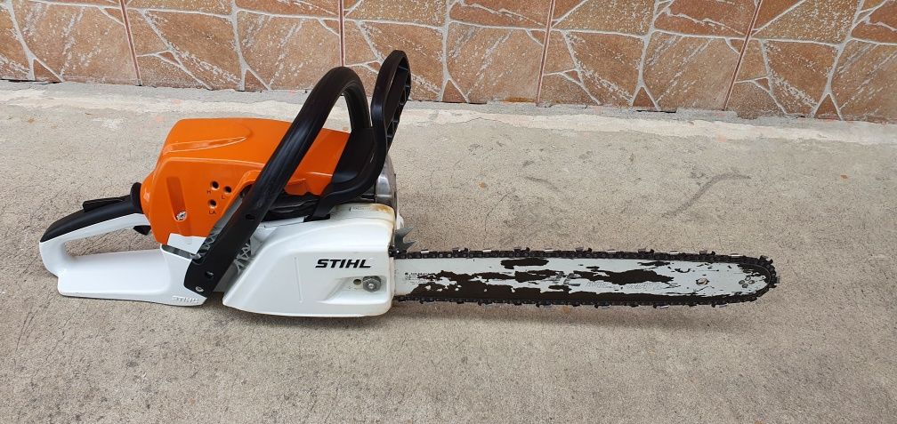 Stihl ms 251 C..