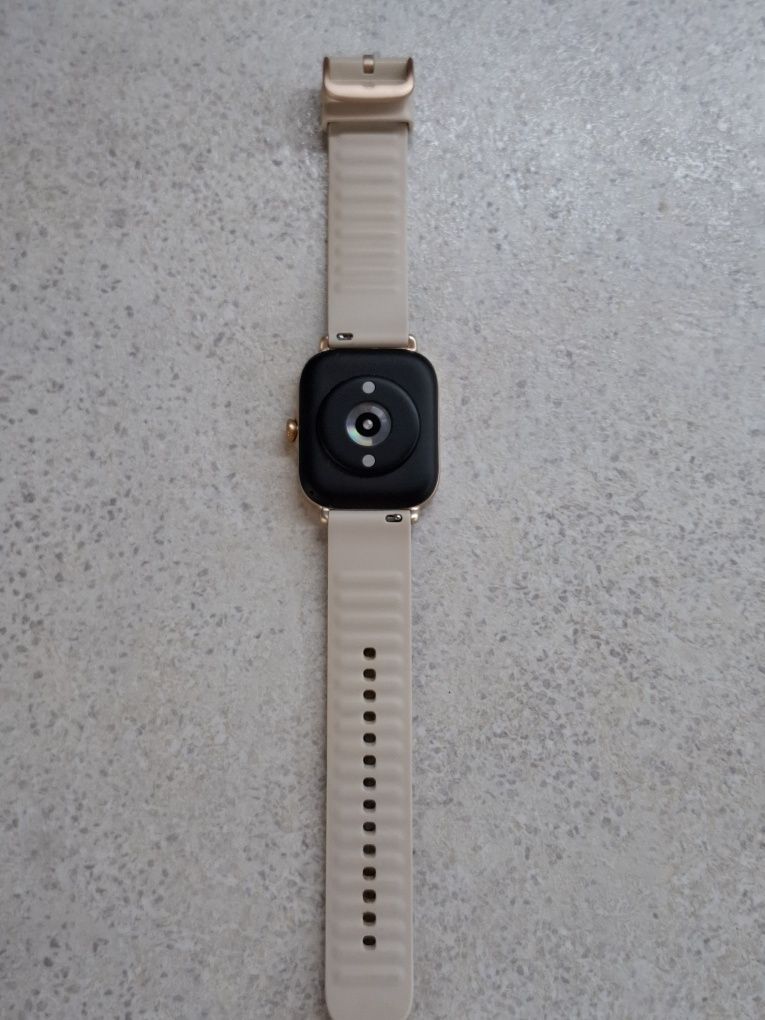 Смарт часовник Amazfit GTS 3