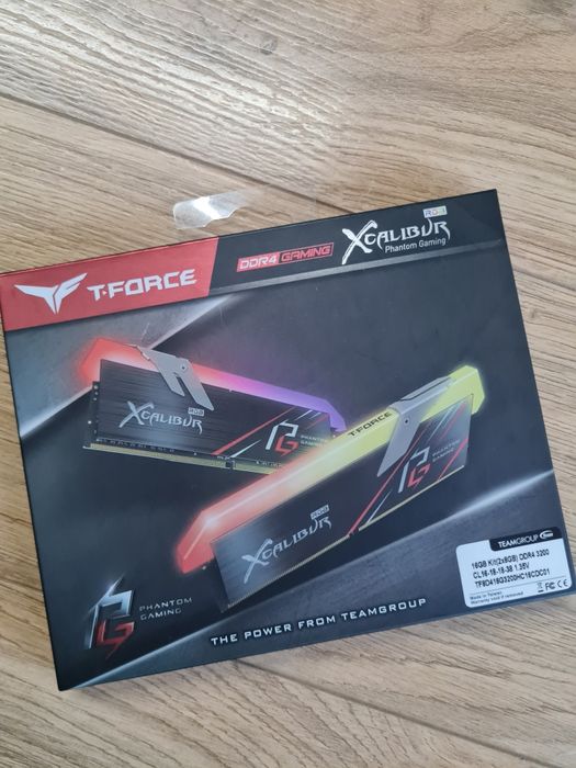 Ram T-Force Phantom Gaming Xcalibur RGB 16gb