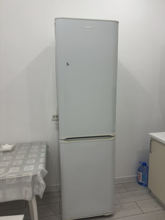 Холодильник бирюса