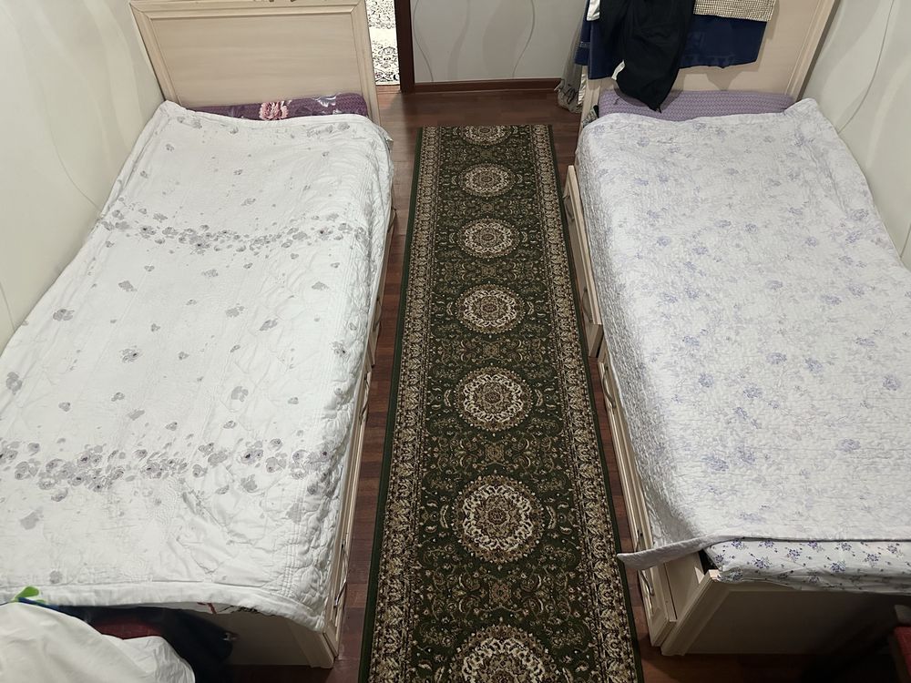 Кровать пара одинарные