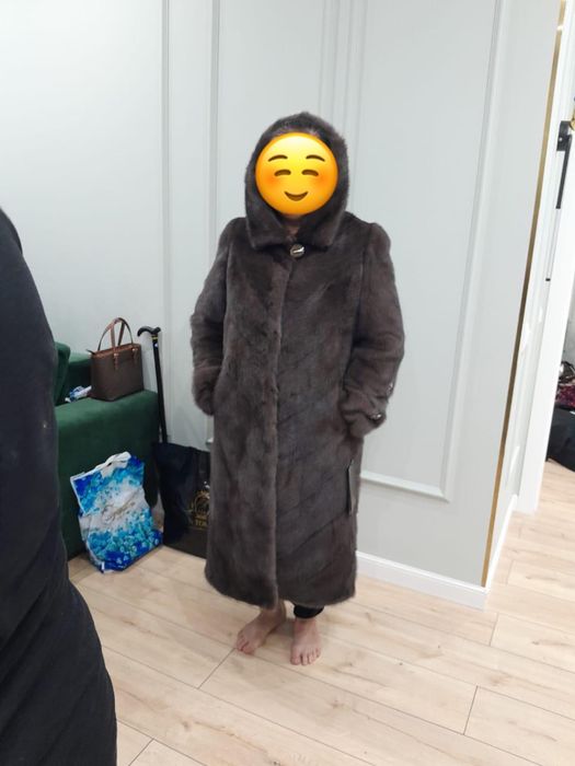 Продам норковую шубу