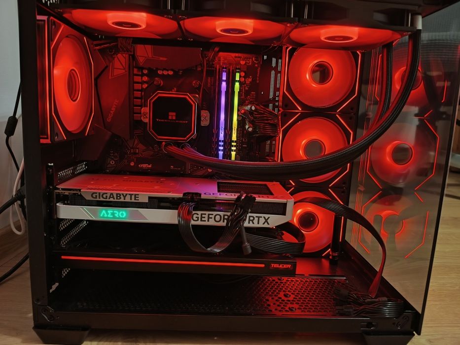 Vând PC Gaming Ryzen 7 5800x +RTX 4060 Aero +16gb DDR4