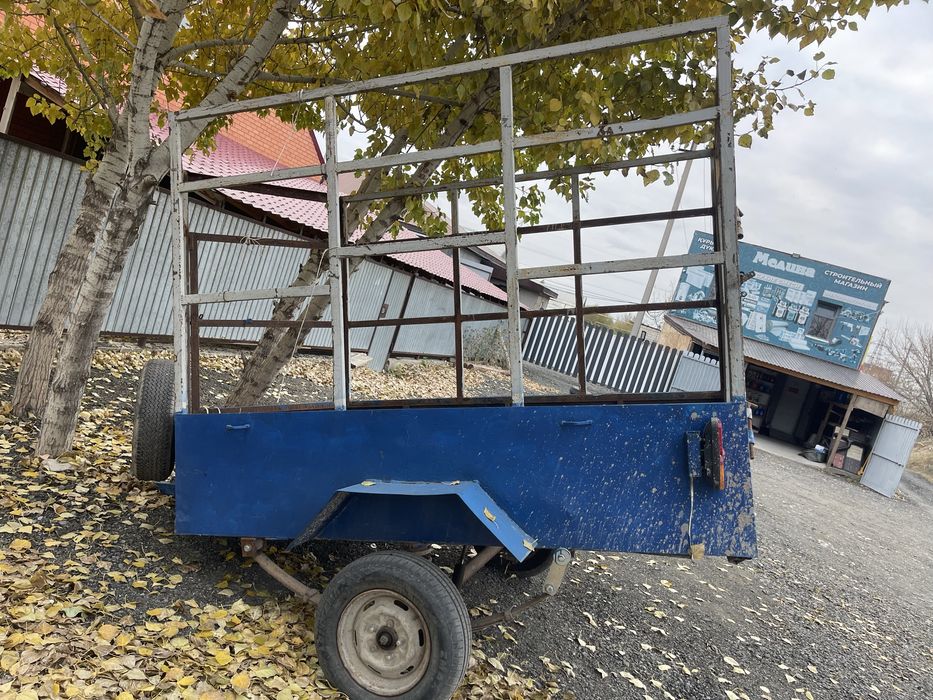 Прицеп коневозка