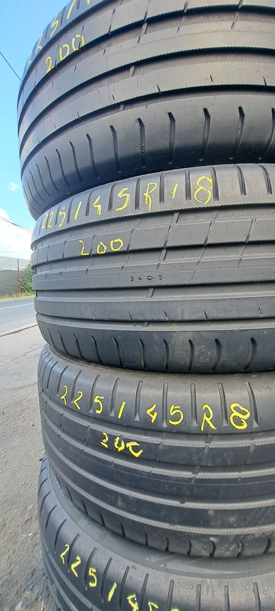 2  anvelope vara 225/45r18 Nokian  dot 2019 rft runflat  Montaj Gratu