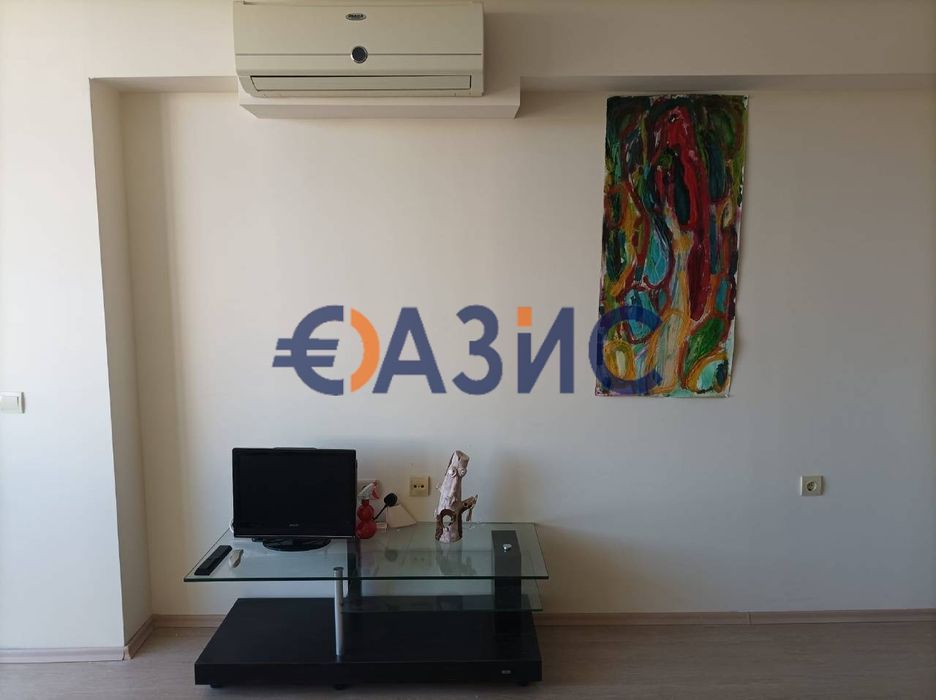 Продава се Двустаен апартамент в к.к. Слънчев бряг - 64 кв.м за 1000 €/кв.м - Снимка #1