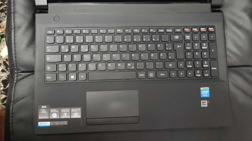 Laptop Lenovo 80ES