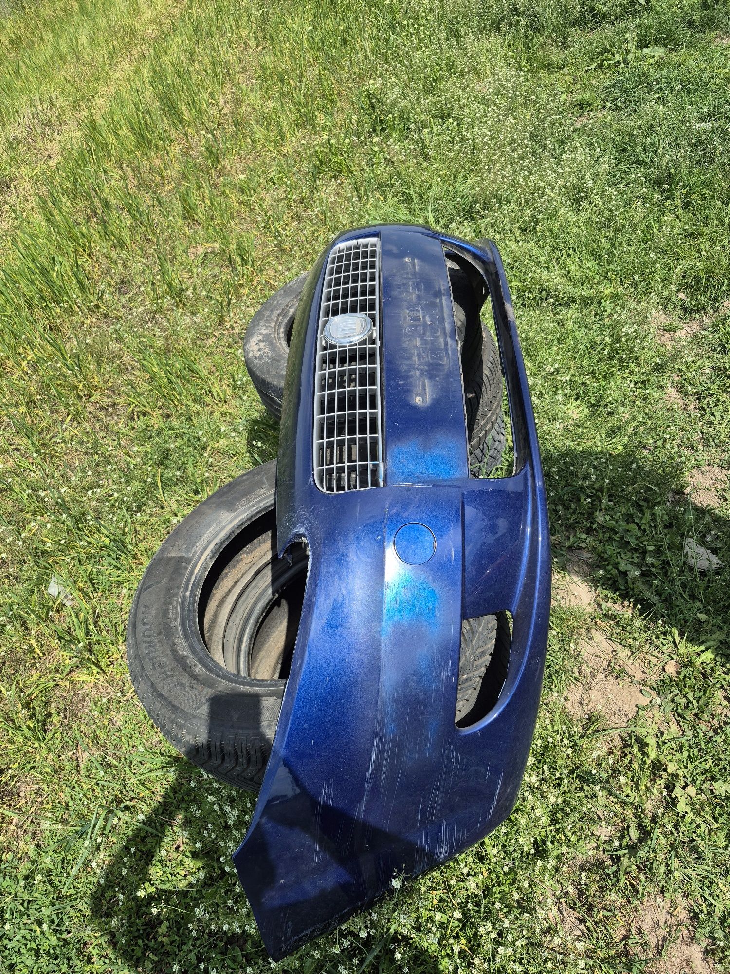 Bara fata Fiat Punto