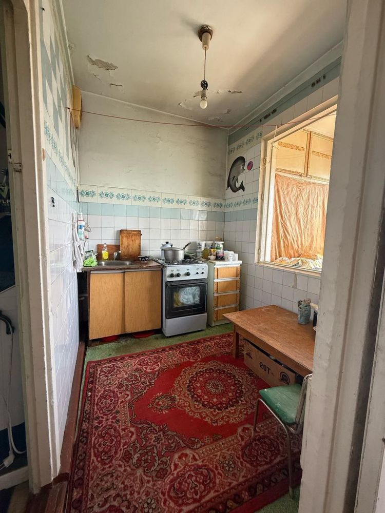 Своя Срочно 2/4/4, 50м², Юнусабад 6кв, Посольство США
