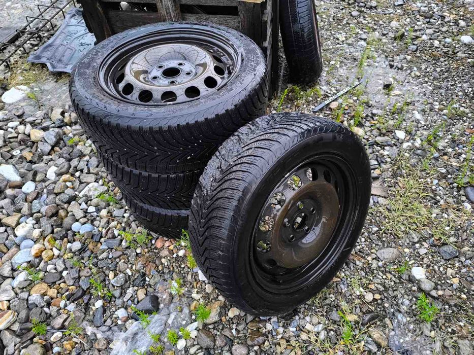 стоманени джанти със зимни гуми 205/55R16 AUDI A3