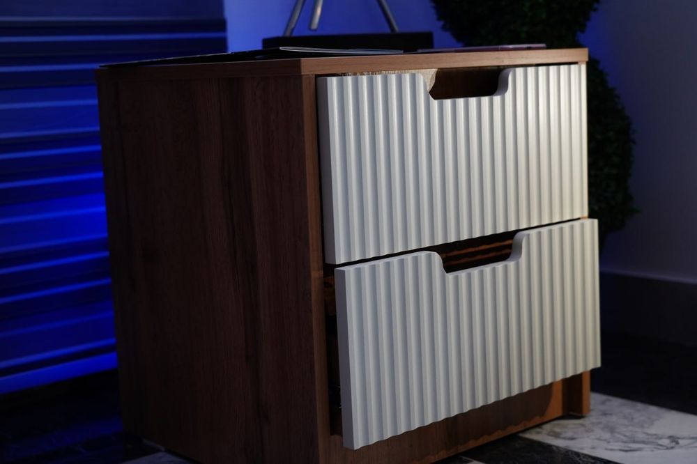 Тумбочка  2 тормали