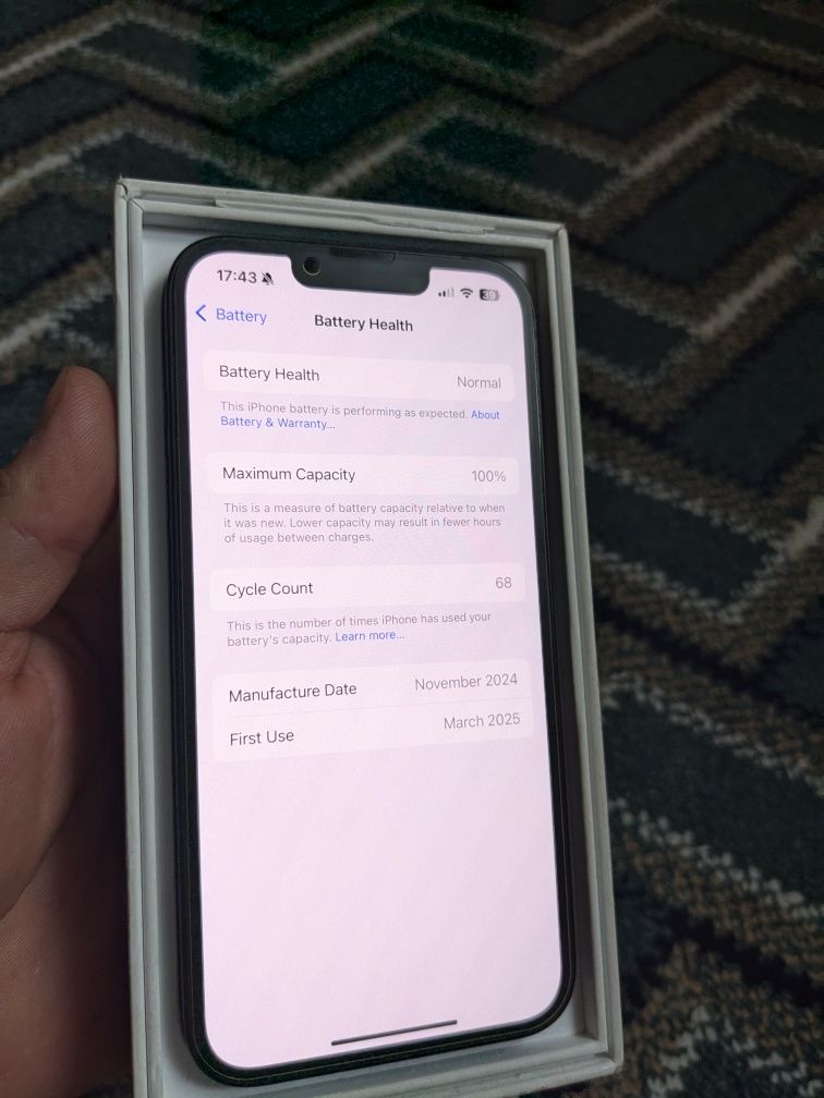 iphone 16e 128 qora rangda