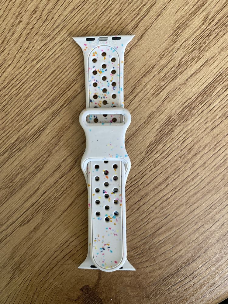 Apple Watch НОВИ Каишки