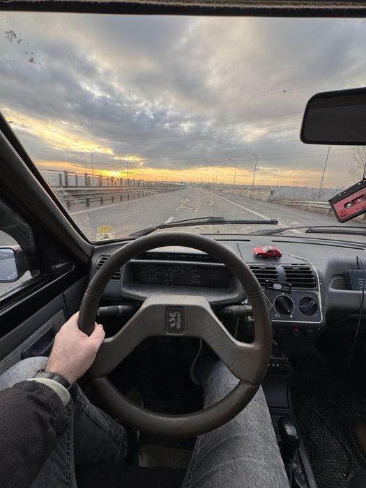 Vand Peugeot 205