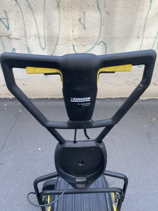 Подопомистваща машина Karcher BR 40/10 C