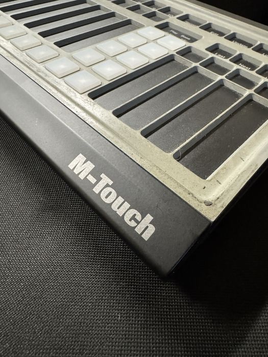 control de lumini  Martin M-touch