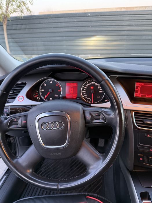 Vand Audi A4 B8 2009