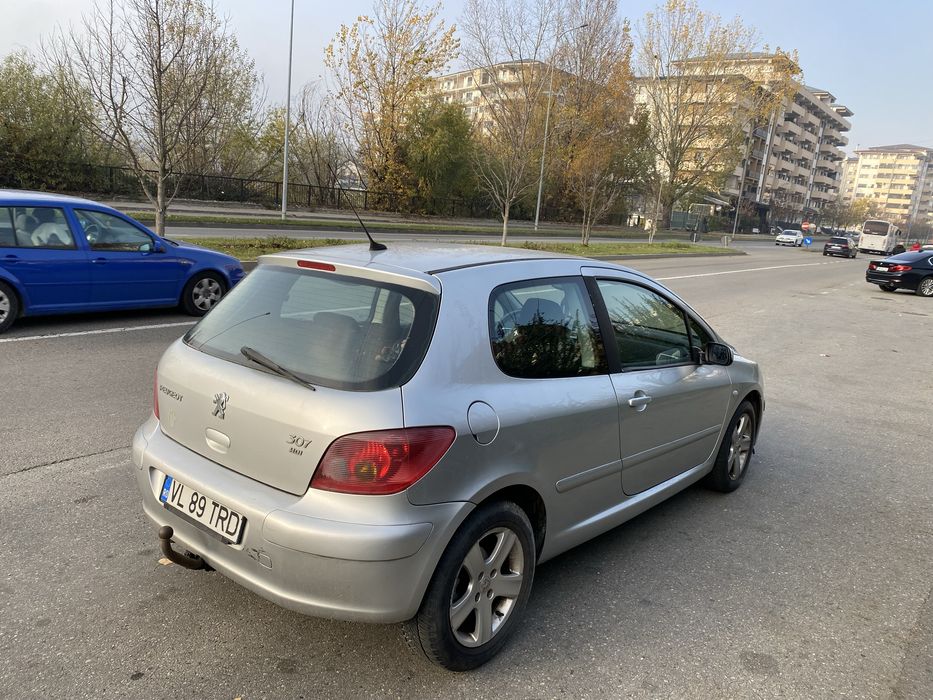 Peugeot 307 2.0 diesel an 2004 Climatromic Diesel consum foarte mic
