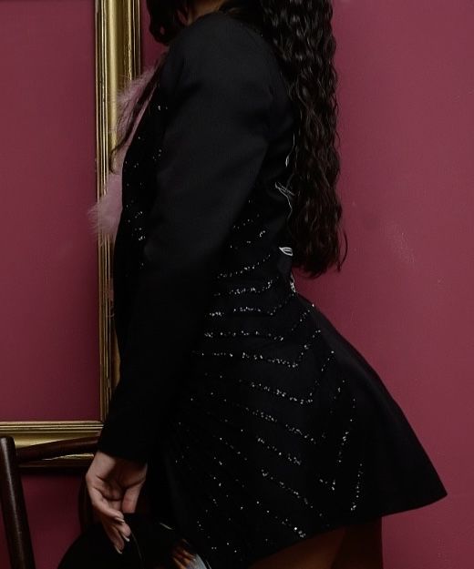 Sacou elegant cu pene roz