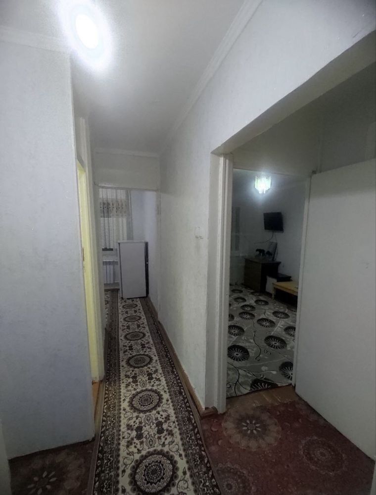 Продаётся 1 ком на ОКТЯБРЕ