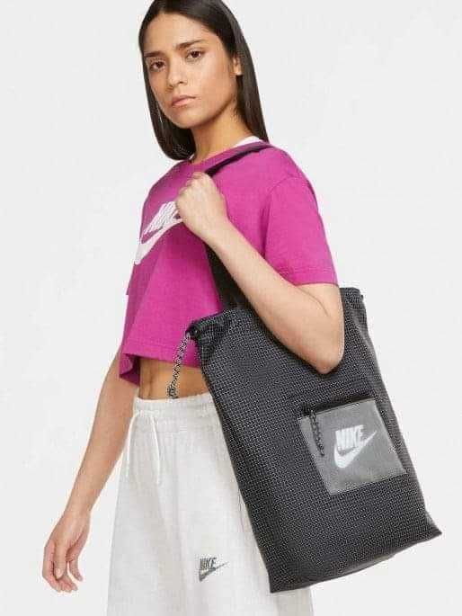 Nike оригинална чанта.