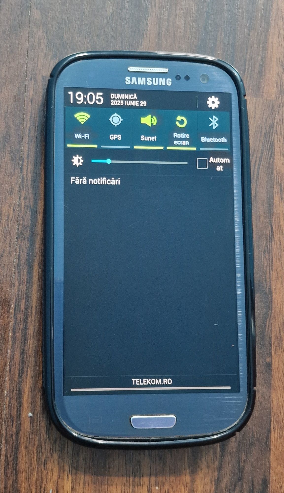 Samsung S3 ,  16GB și Samsung Note 9 , 128 GB