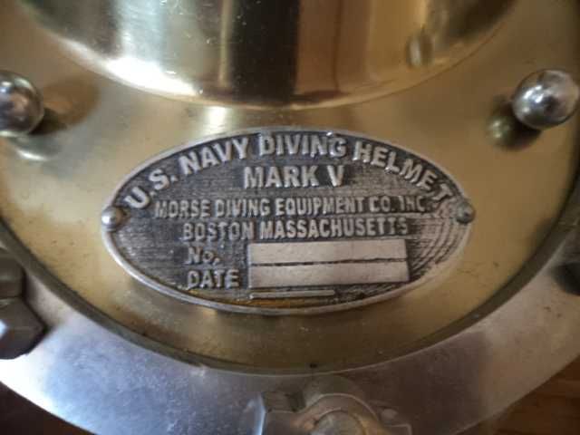 тежко водолазен шлем