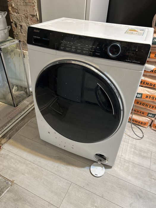 Продам стиралной машина Haier  цена 30000