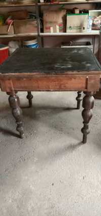 Старинный стол для реставрации