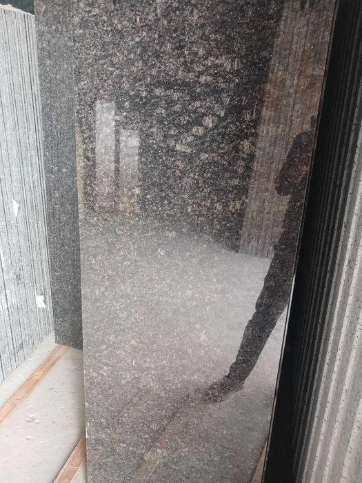 Tan brown dark / Arzon narxlarda birinchi qo'l tabiiy granit tosh