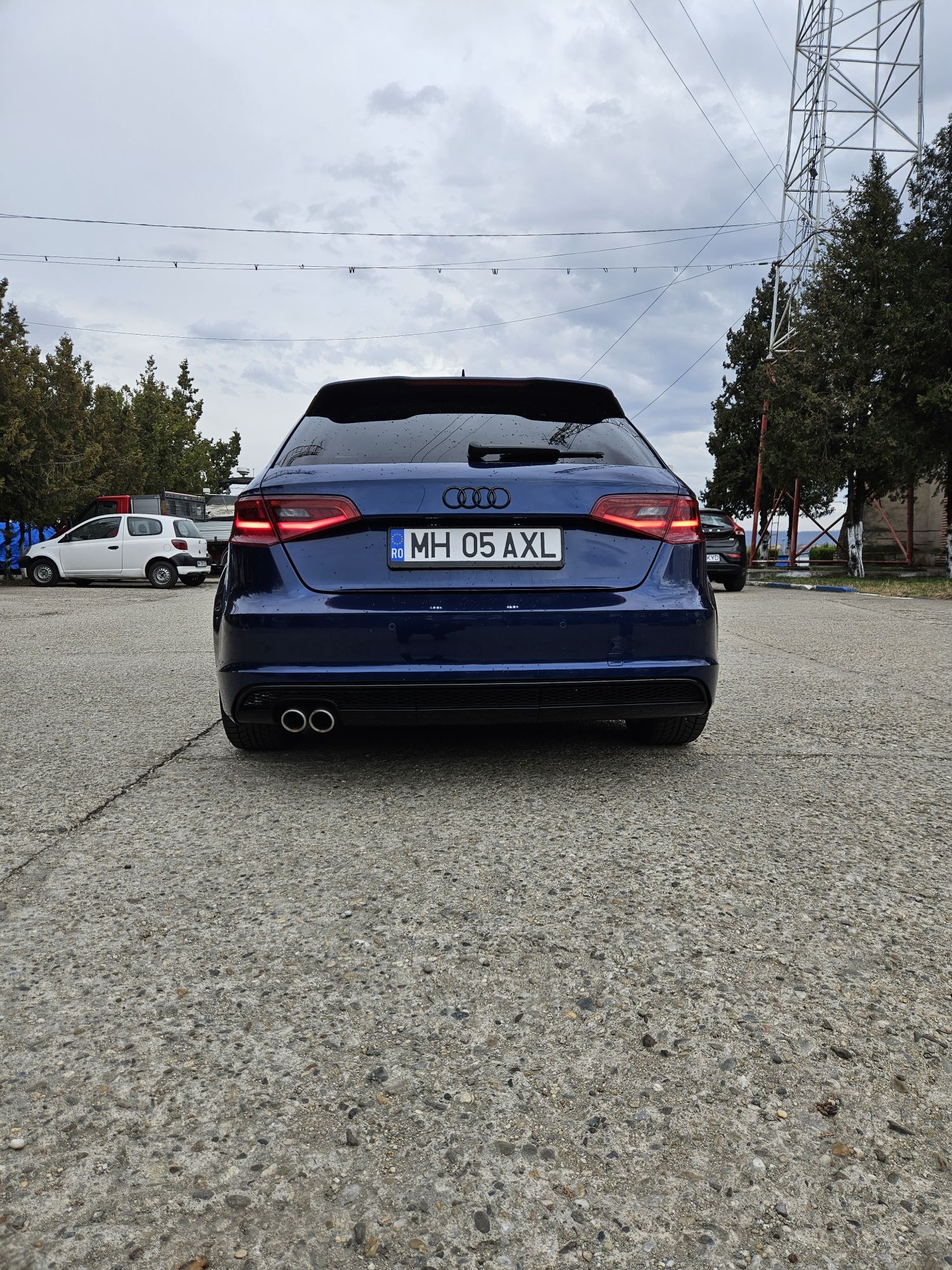 Audi A3 quattro s-line B&O 2.0 tdi 184 cp Kw 1 racing