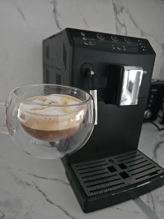 Vand espressor Philips automat in stare excelenta