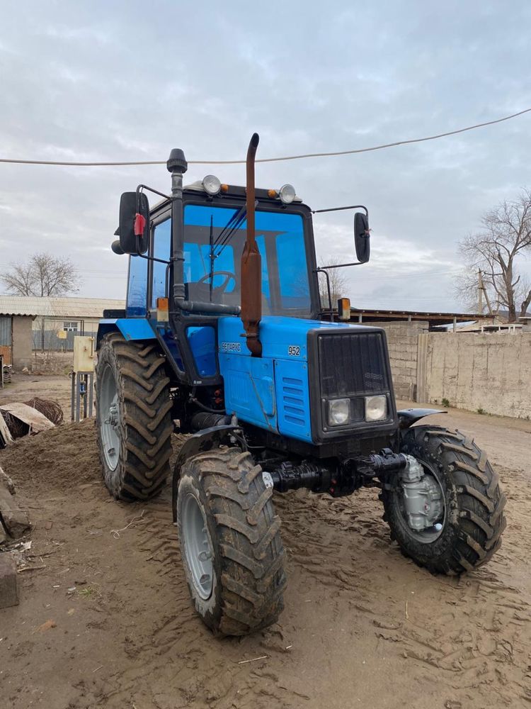 Беларус 952