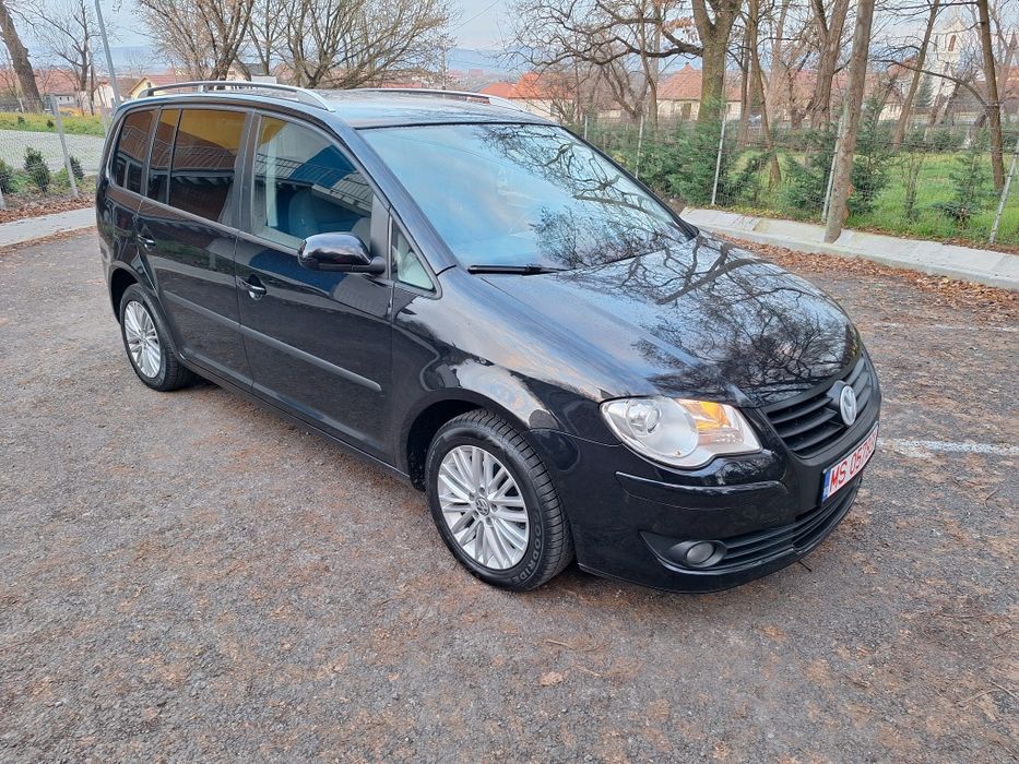 Vw touran 2008 2.0 diesel 140 cp 7 locuri