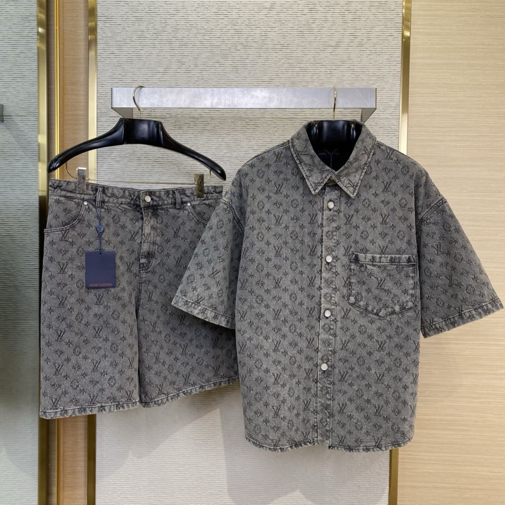 Compleu de vara Louis Vuitton Calitate Premium