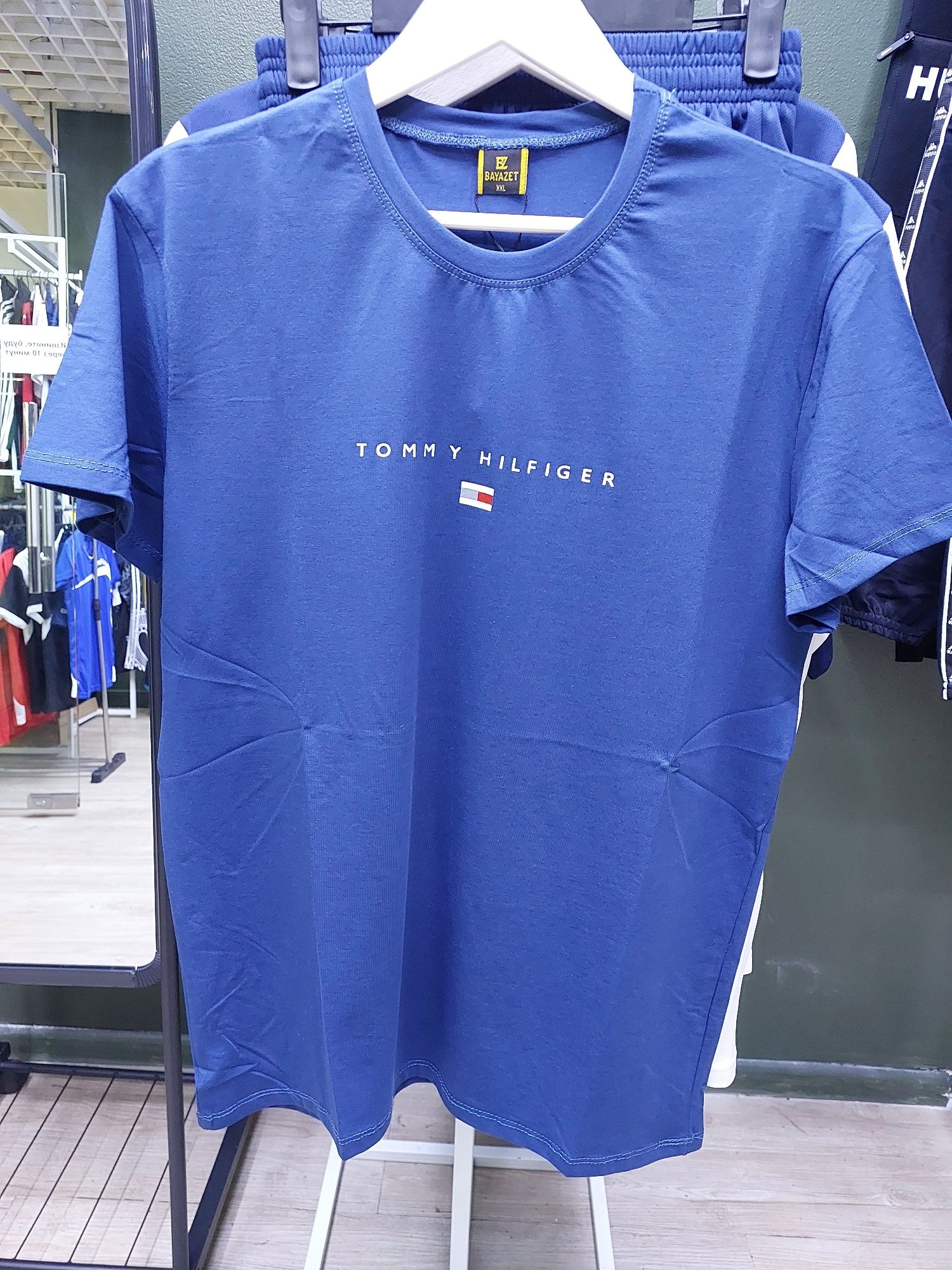 Новая футболка Tommy Hilfiger унисекс