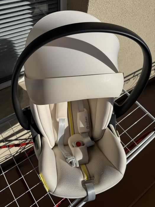 Столче за кола Cybex Cloud G i-Size Plus