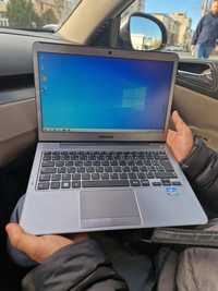 Laptop Samsung cu SSD - i5