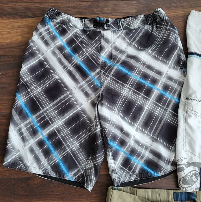 Pantaloni scurti/3 sferturi/bermude, marimile M - XL in stare buna