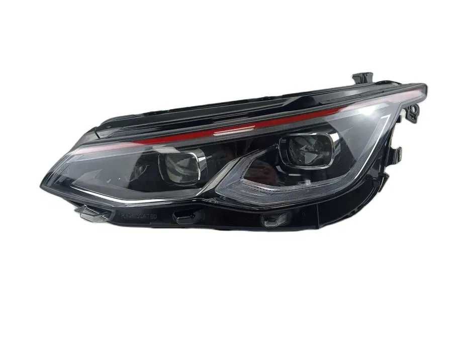LED Фарове за VW Golf 8 (2020–2024) – Динамични мигачи, фейслифт визия