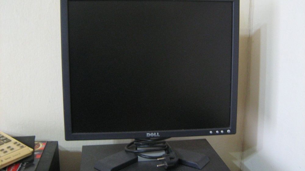 Monitor lcd Dell diag 48, Aparat de sudura.Tub osciloscop.